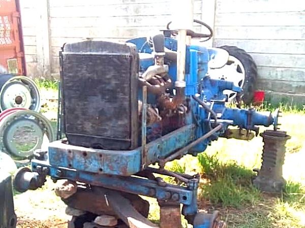 Fordson Super Major Restoration