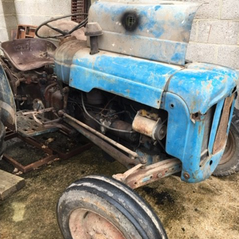 Fordson Dexta Restoration - David Wills 1