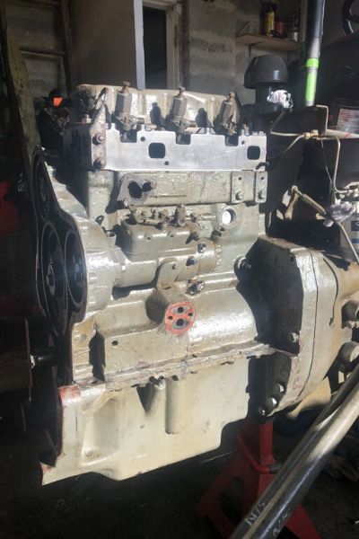 Massey 135 Engine Rebuild