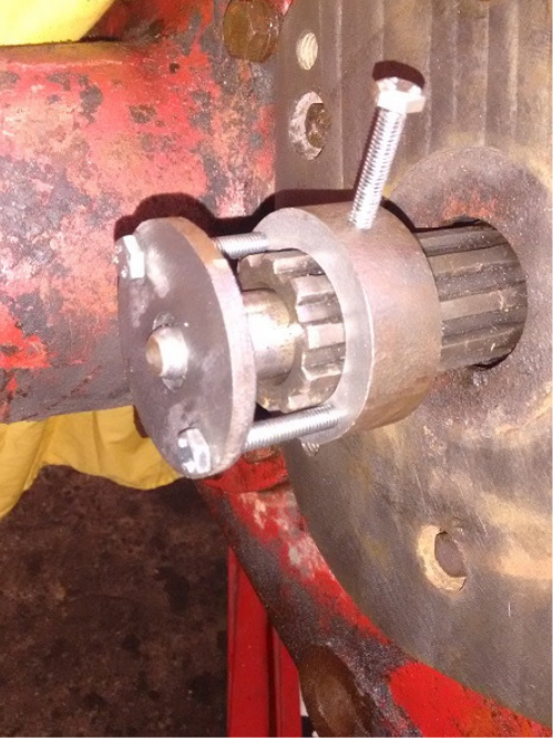 Diff actuator o-ring retainer tool